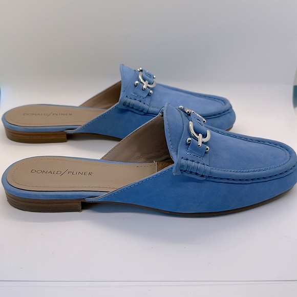 Donald J. Pliner Women's Blue Slip-On Shoes - Picture 2 of 4